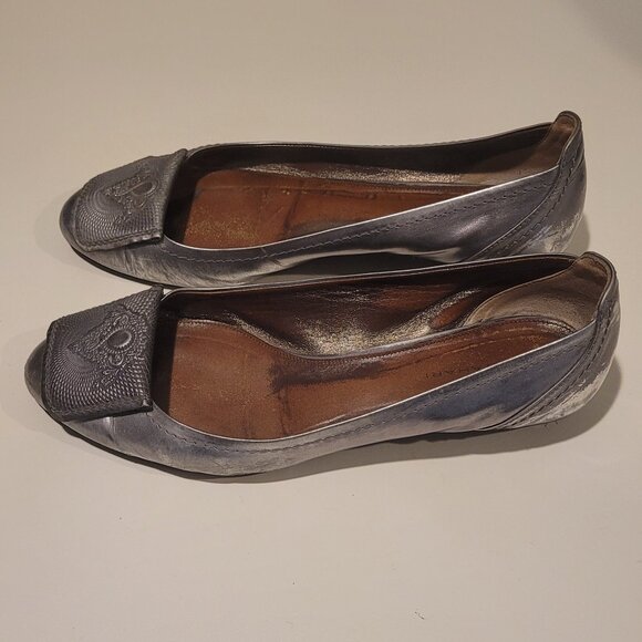 Elie Tahari Size 8 Metallic Flats - Picture 3 of 7